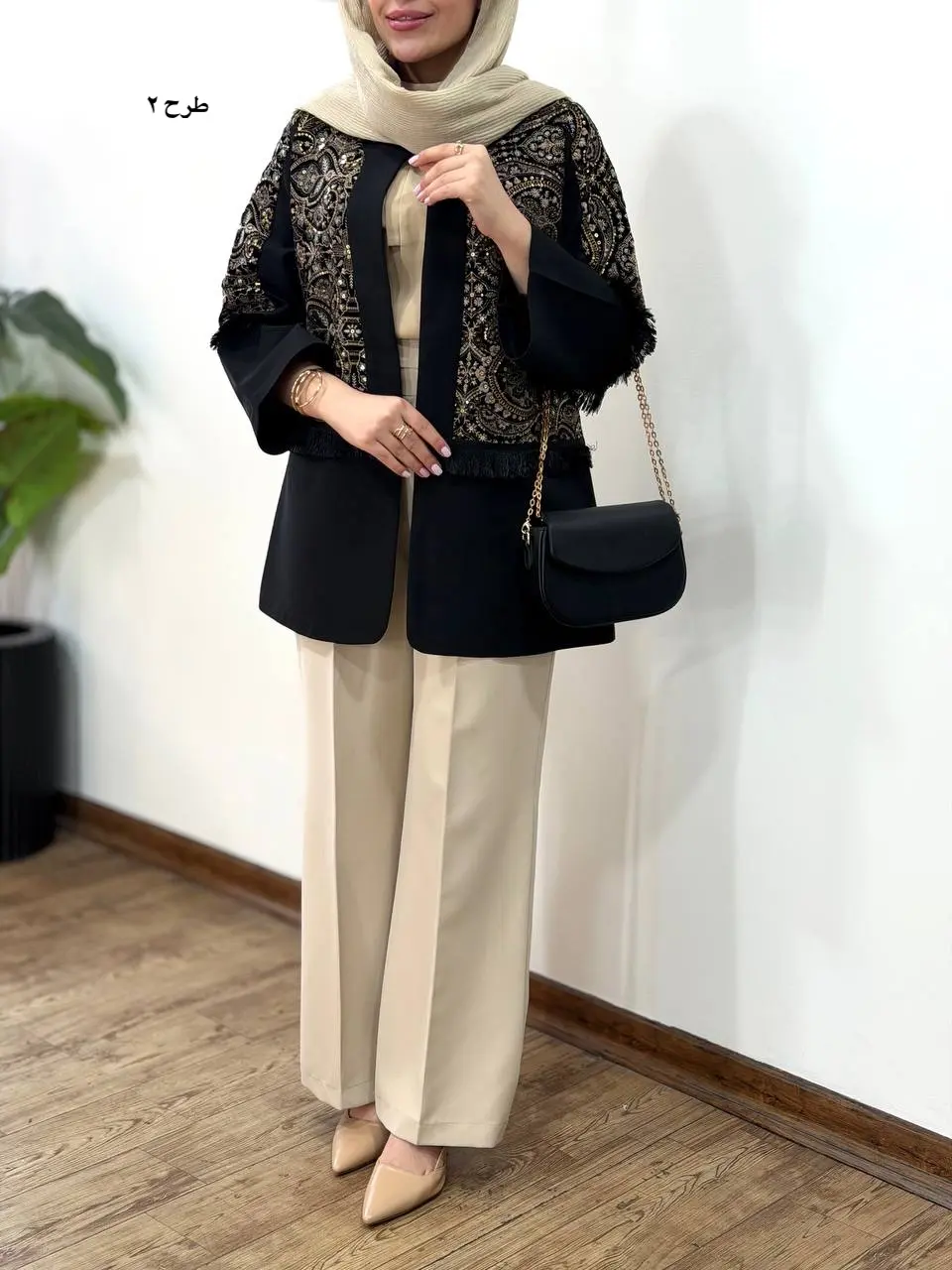 مانتو مجلسی سوزندوزی آیسو سولینا